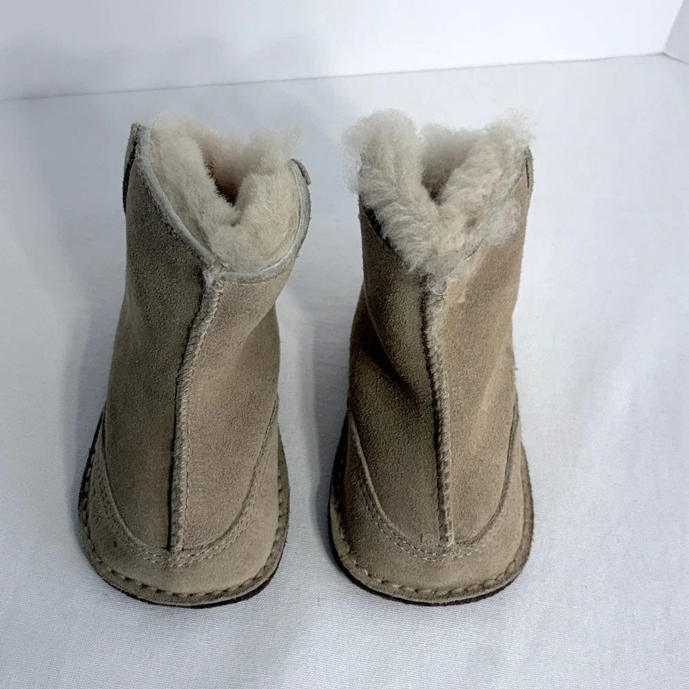 UGG Jesse Suede Sheepskin Boots Chestnut Tan Lace Back Infant Size S 2/3 5206